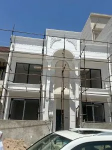 معلم العوازل والترميم هو متخصص يقوم بتنفيذ أعمال بالقصيم 