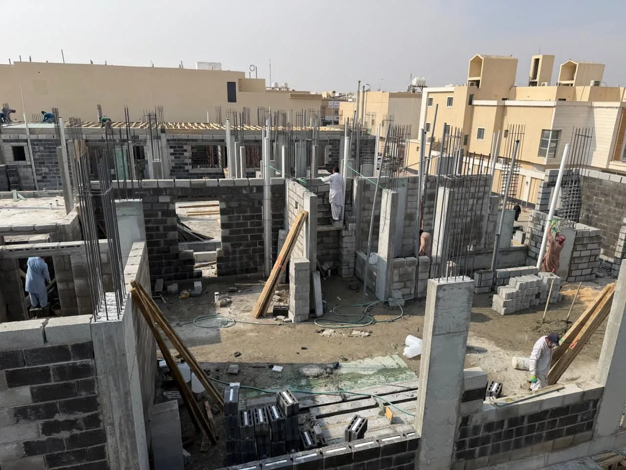 الترميم والتشطيب بالقصيم: ترميم مباني - تشطيب مباني ديكورات 