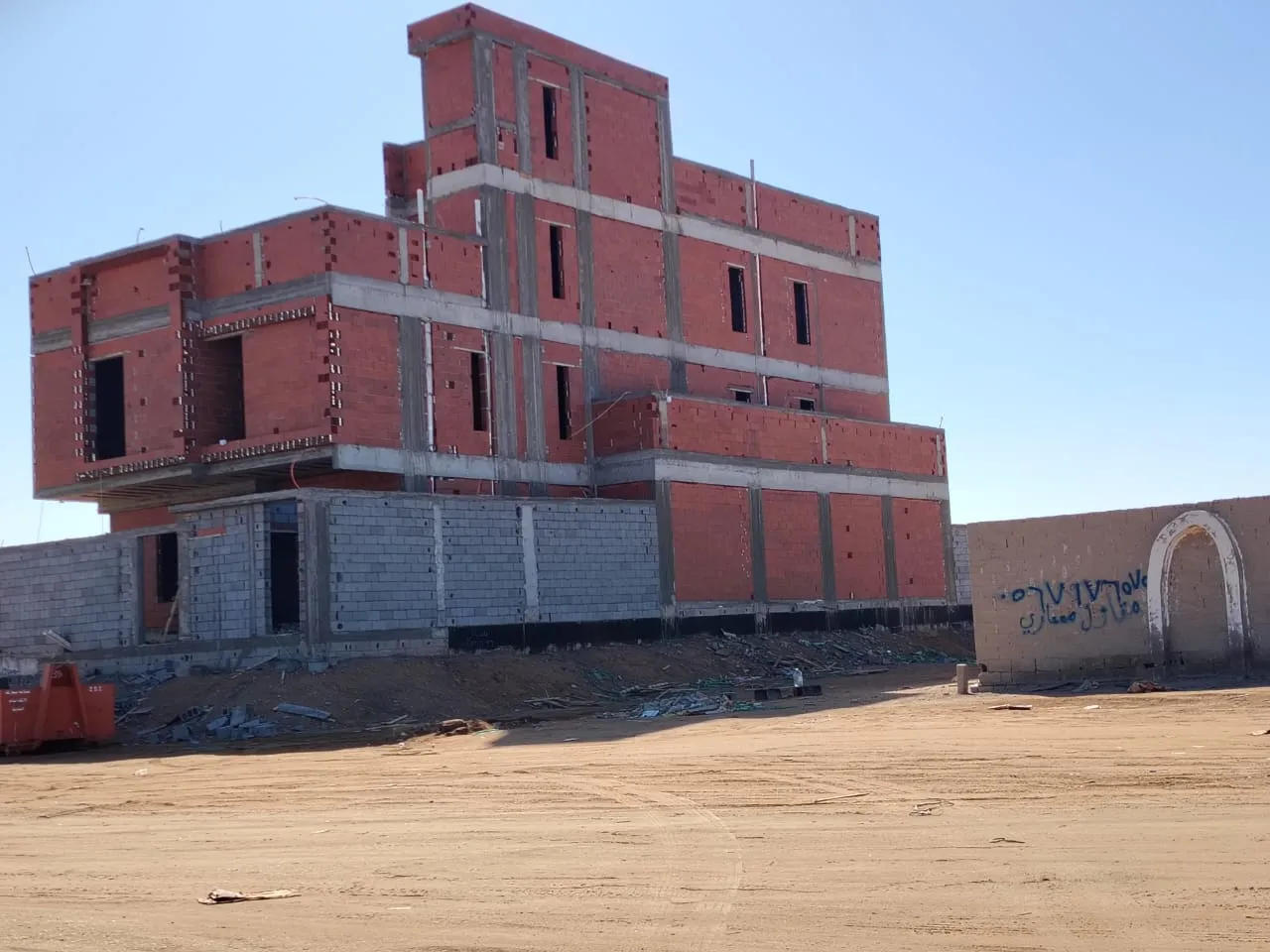 صيانة وتجديد مباني ومنازل وفلل بالقصيم