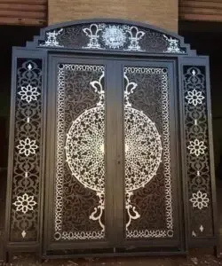 حداد متنقل:لتركيب الأبواب والشبابيك ونوافذ في القصيم