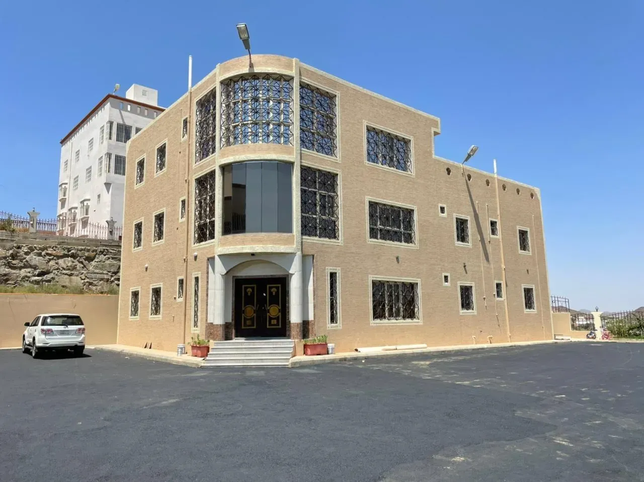 ترميم فلل وعمائر بالقصيم| إتقان، ضمان، وسعر