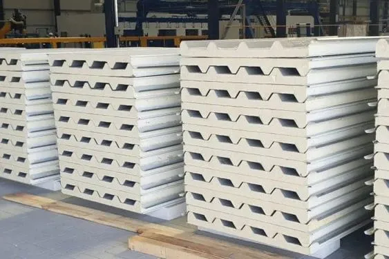 ملاحق ساندوتش بانل  في بريدة الدليل الشامل للتكلفة، المميزات