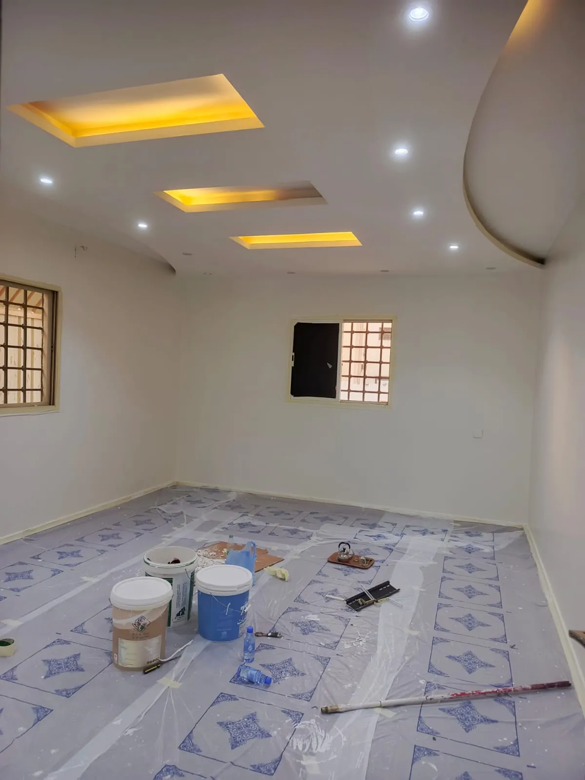 معلم ديكورات في القصيم| أفضل فني ديكورات جدران حديثة لعام 2026