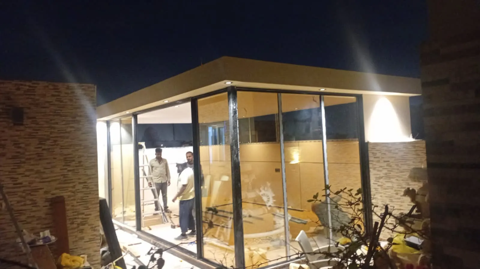 بناء ملاحق خارجية مودرن في حي الفايزية لعام 2026 |بالقصيم