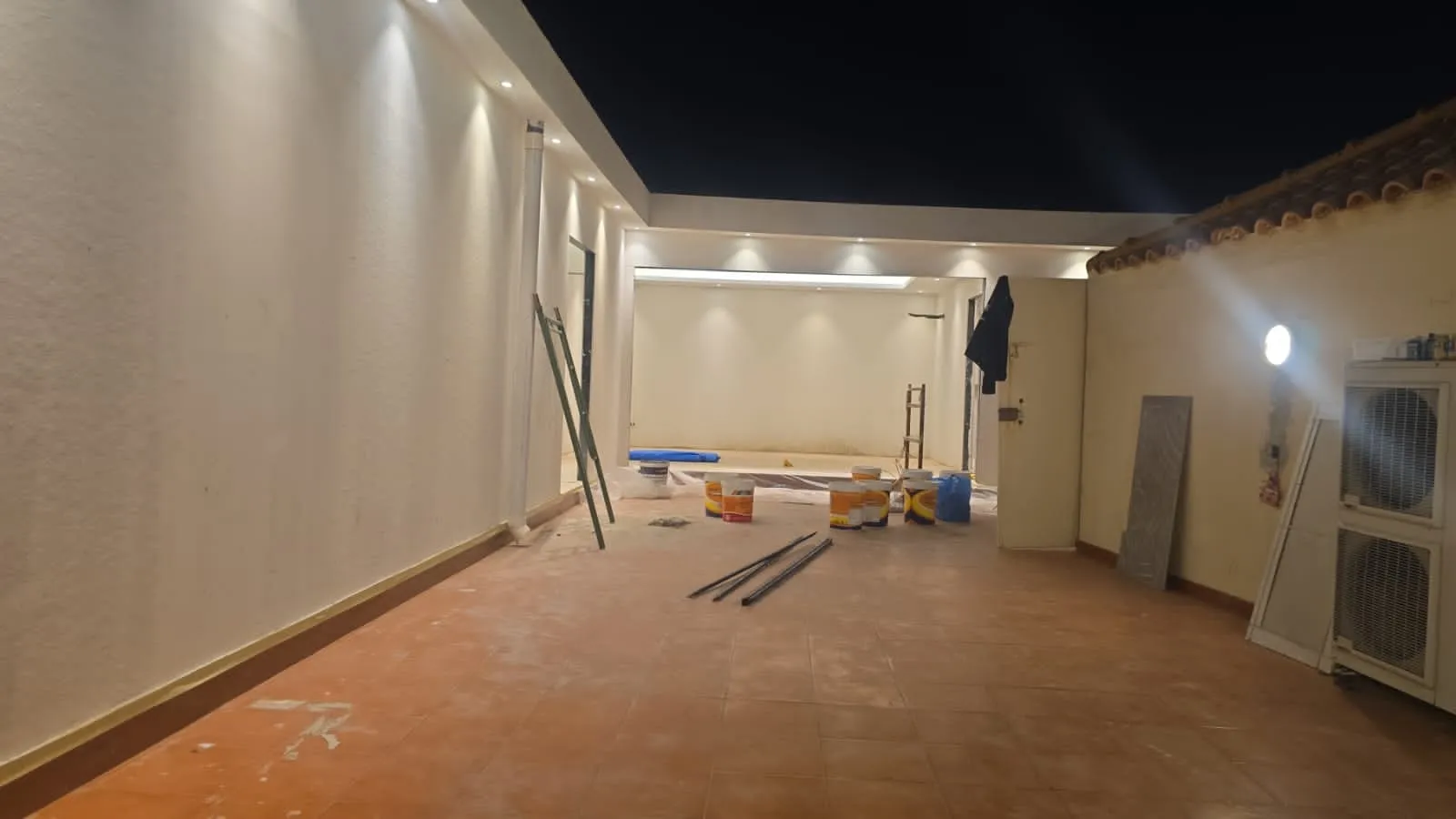 بناء ملاحق خارجية مودرن في حي الفايزية لعام 2026 |بالقصيم