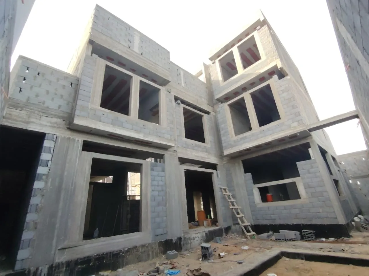 أفضل شركة مقاولات عامة في القصيم بريدةوعنيزه لعام2026 | دليل شامل وموثوق