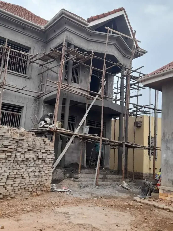 أسعار مواد البناء  وترميم وتشطيب في بريدة ودهانات، سيراميك