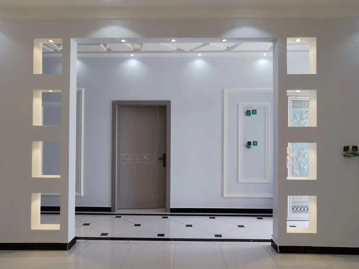 معلم تشطيب ديكور داخلي في بريدة : تحويل منزلك إلى لوحة فنية 